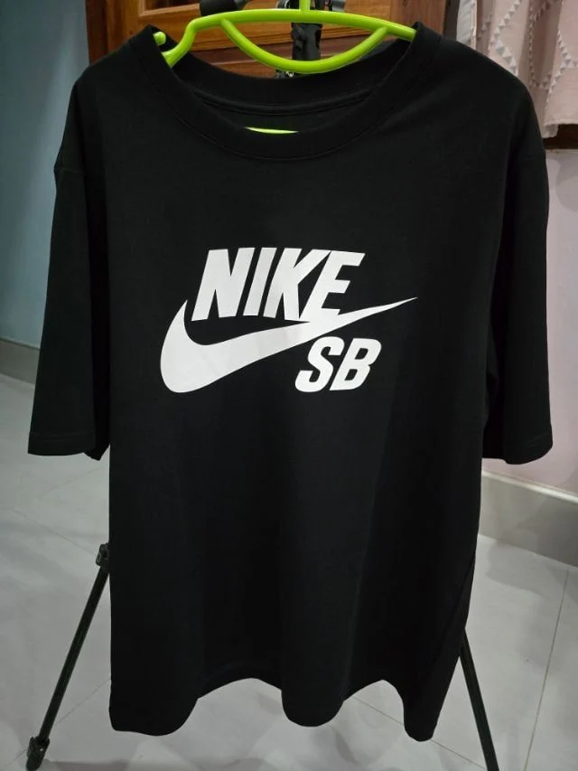 เสื้อยืด Nike SB สภาพใหม่มือ 1