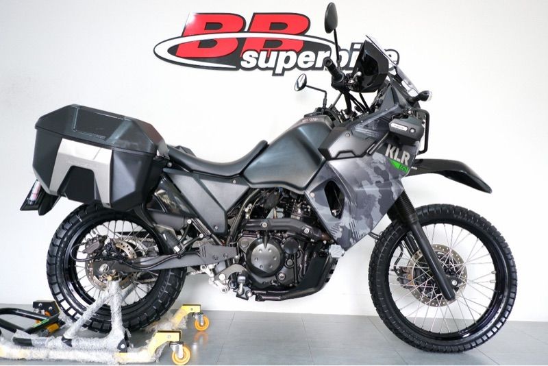 KLR 650 ADVENTURE ABS ตัวท๊อปสุด ปี23 วิ่ง 8,000 โล รถมือเดียว สภาพป้ายแดงครับ