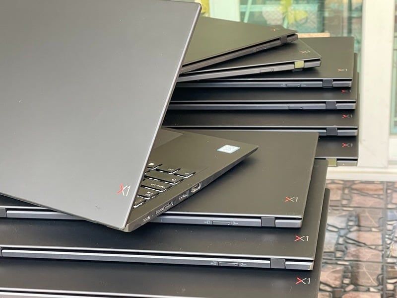Lenovo ThinkPad X1 Carbon G6 i7-8550U SSD256GB RAM16GB Win 11 Pro คีย์ไฟ สินค้ามือสอง มีเพียง 10 เครื่องเท่านั้น