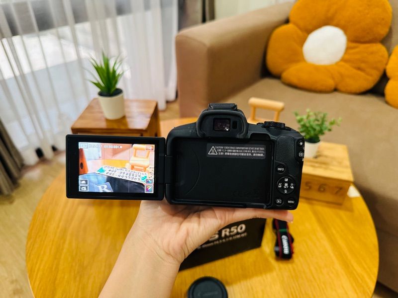 Canon EOS R50 Mirrorless Camera for Sale - Warranty from Official Service Center: 7 image