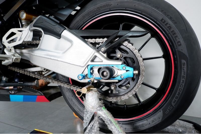 S1000rr tri-color, year 20, 11,000 km mileage, single owner, nearly 200,000 in custom parts, very stylish, in excellent conditio: 6 image