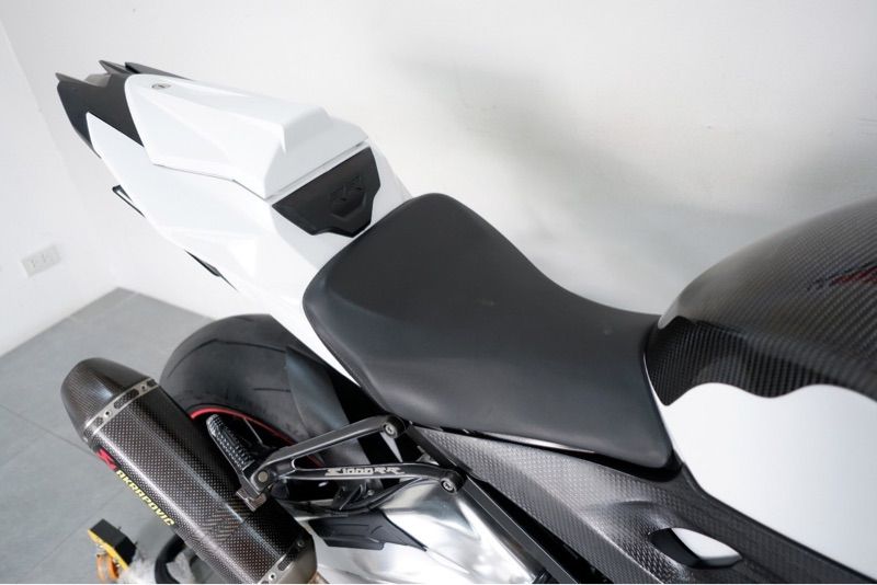 S1000rr tri-color, year 20, 11,000 km mileage, single owner, nearly 200,000 in custom parts, very stylish, in excellent conditio: 9 image