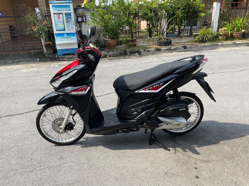 Honda model Click125i Led year 58, good engine condition, ready to use, you have to try.