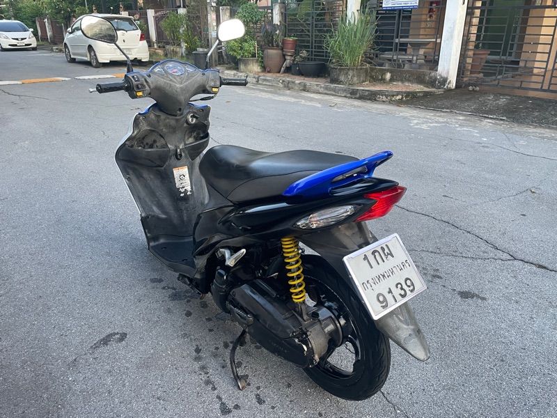 Suzuki model Sky Drive, fuel injection, year 2012, good engine condition, ready to use, you must try.: 8 image