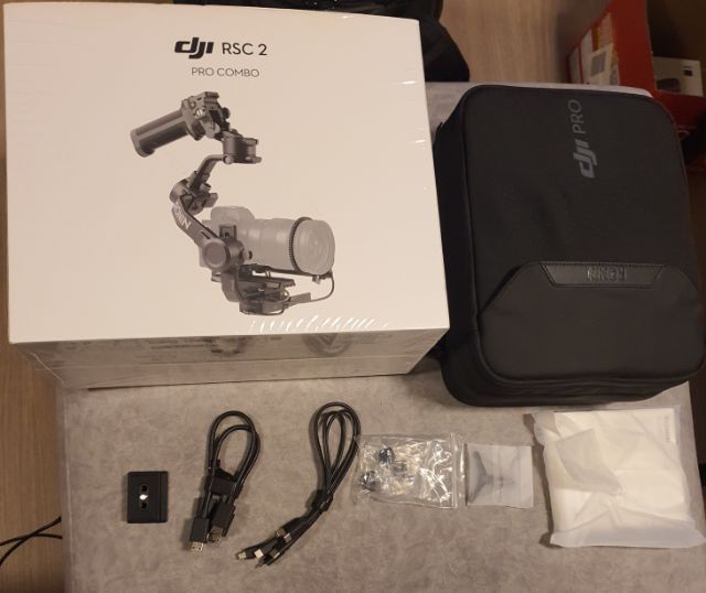 DJI RSC 2 Pro Combo used less than seven times, excellent condition like new, everything works normally. Interested in viewing a: 3 image