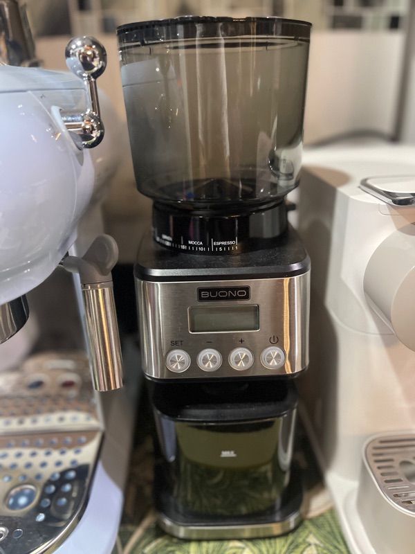 Smeg blue coffee maker, like new (complete with box), comes with Buono coffee grinder and 2 bags of coffee beans.: 4 image