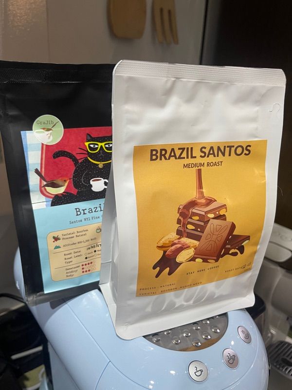 Smeg blue coffee maker, like new (complete with box), comes with Buono coffee grinder and 2 bags of coffee beans.: 5 image