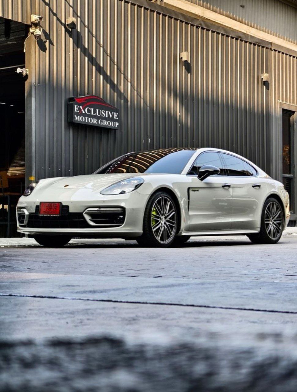 porsche panamera 4s 2022 hybrid