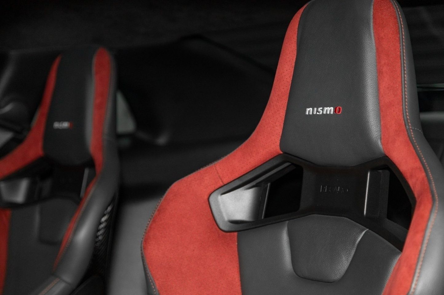 Nissan GTR Nismo (Black) 2021: 5 image