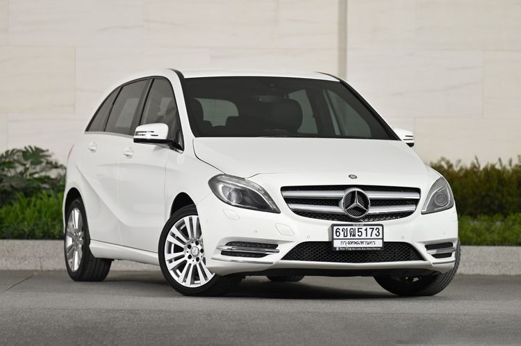 Benz B180 Blue Efficiency Sport Tourer W246: 2 image